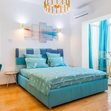 New Studio Carturesti - City Center Βουκουρέστι Εξωτερικό φωτογραφία