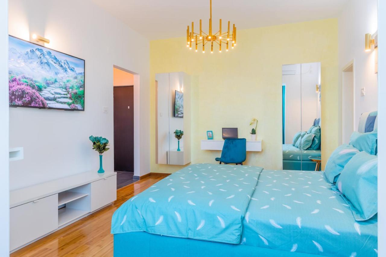 New Studio Carturesti - City Center Βουκουρέστι Εξωτερικό φωτογραφία
